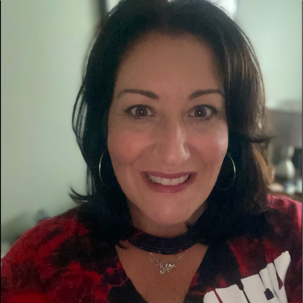 Meet your Posher, Maria